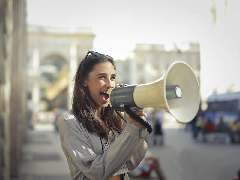 How to Define Your Brand Voice and Make It Consistent Across All Platforms